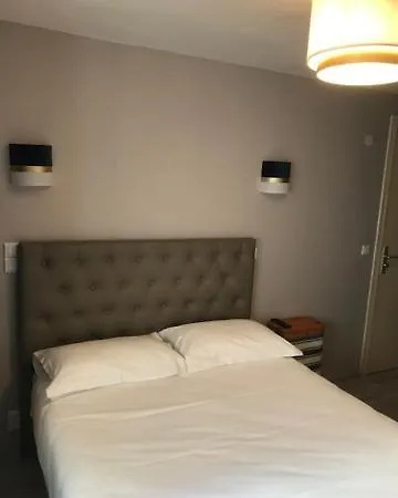 Aunis-saintonge Otel *