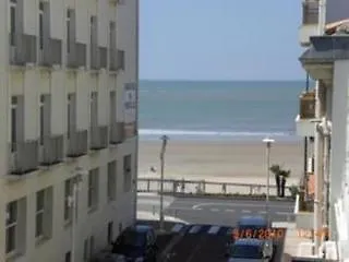 Aunis-saintonge فندق رويا